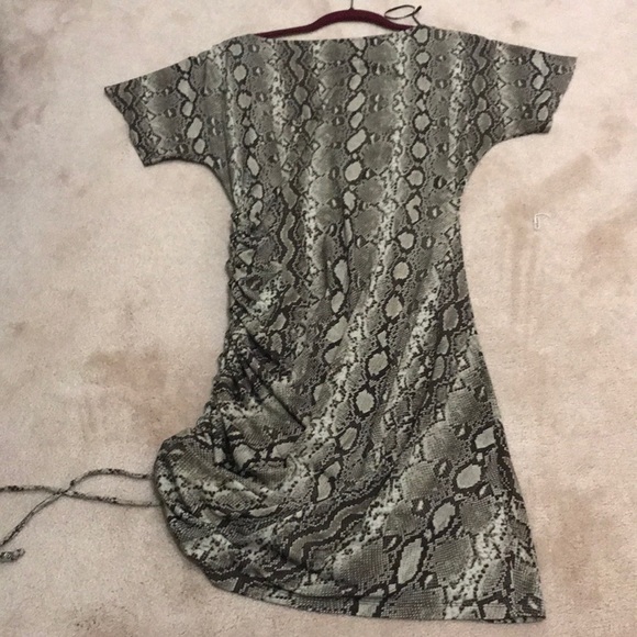 🔥Michael Kors🔥Snake 🐍 Python Print Dress 👗 - Picture 4 of 8